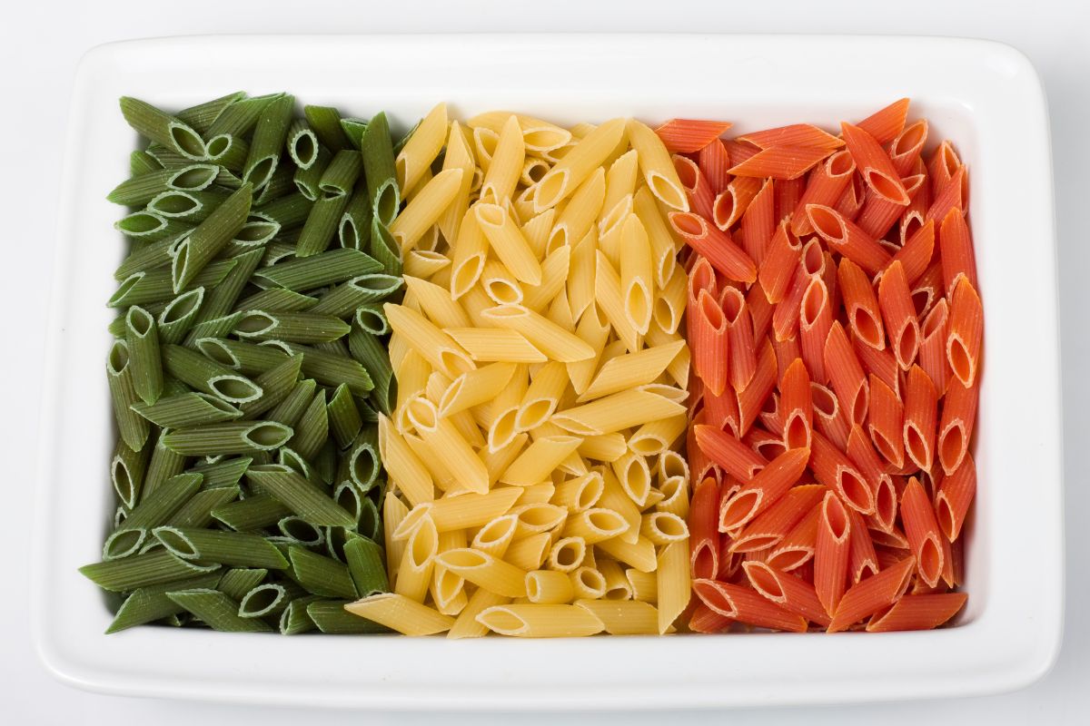 italian flag made by macaroni