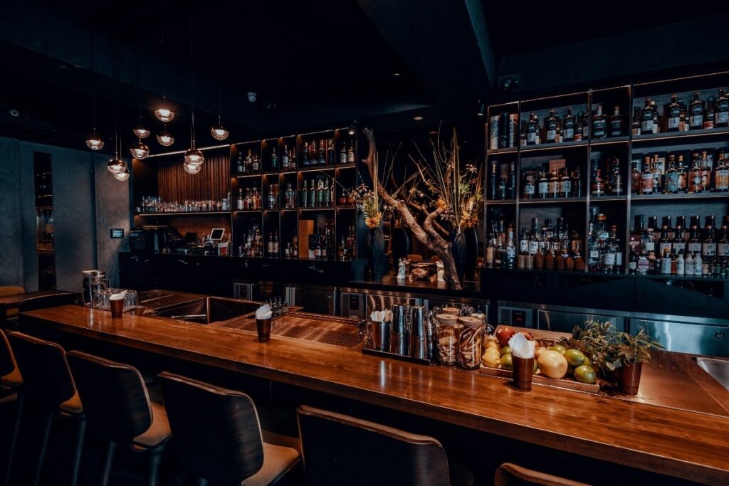 1920s.lounge bar