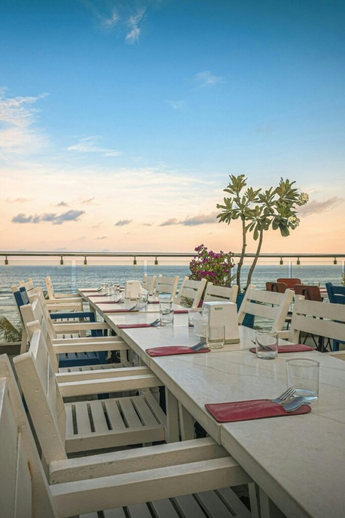 6 Best Restaurants for 8/3 Dinner in Da Nang (Romantic Picks for International Women’s Day 2026) Sky View Restaurant